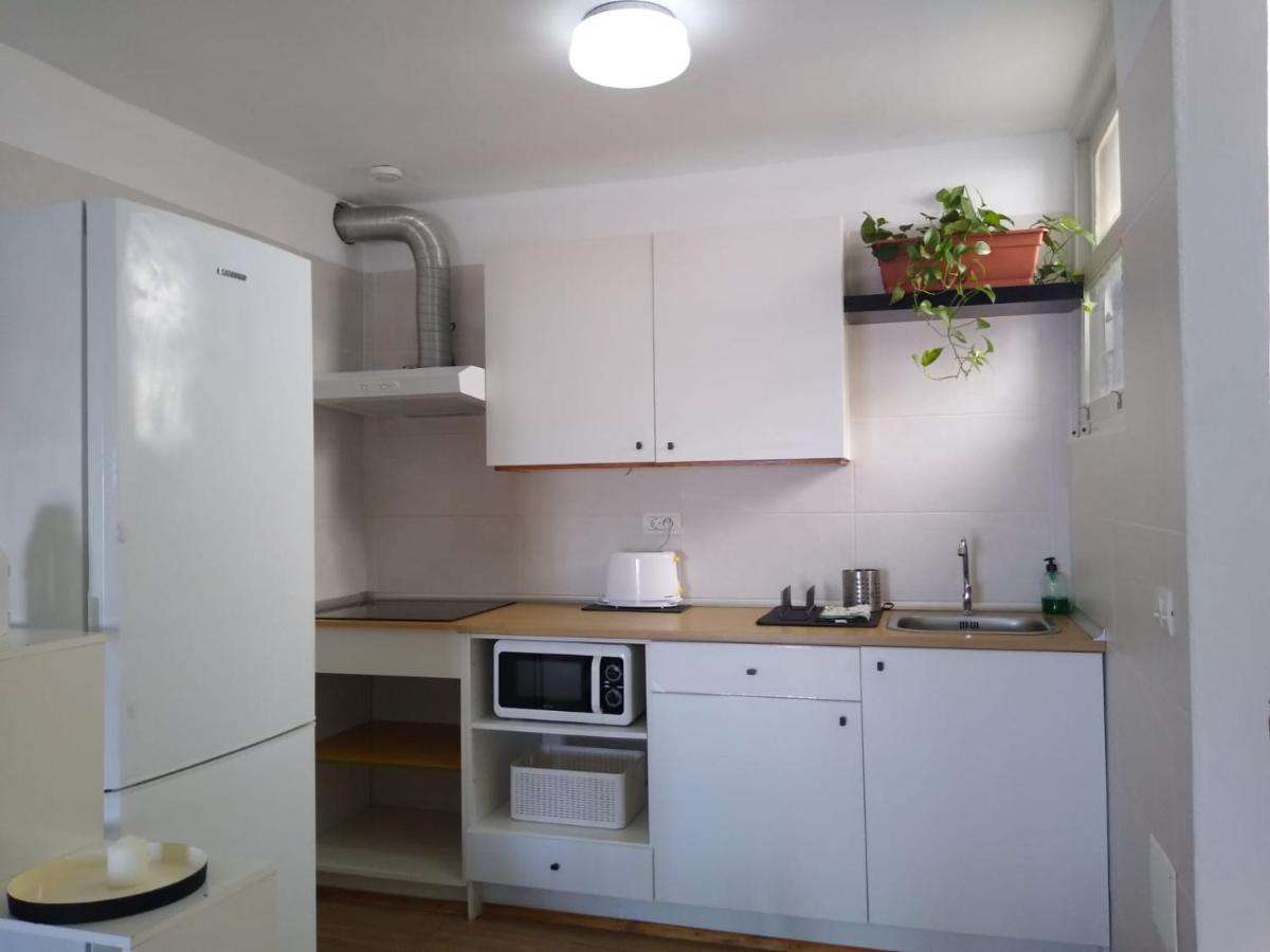 Vergara J Frontera Luaran gambar